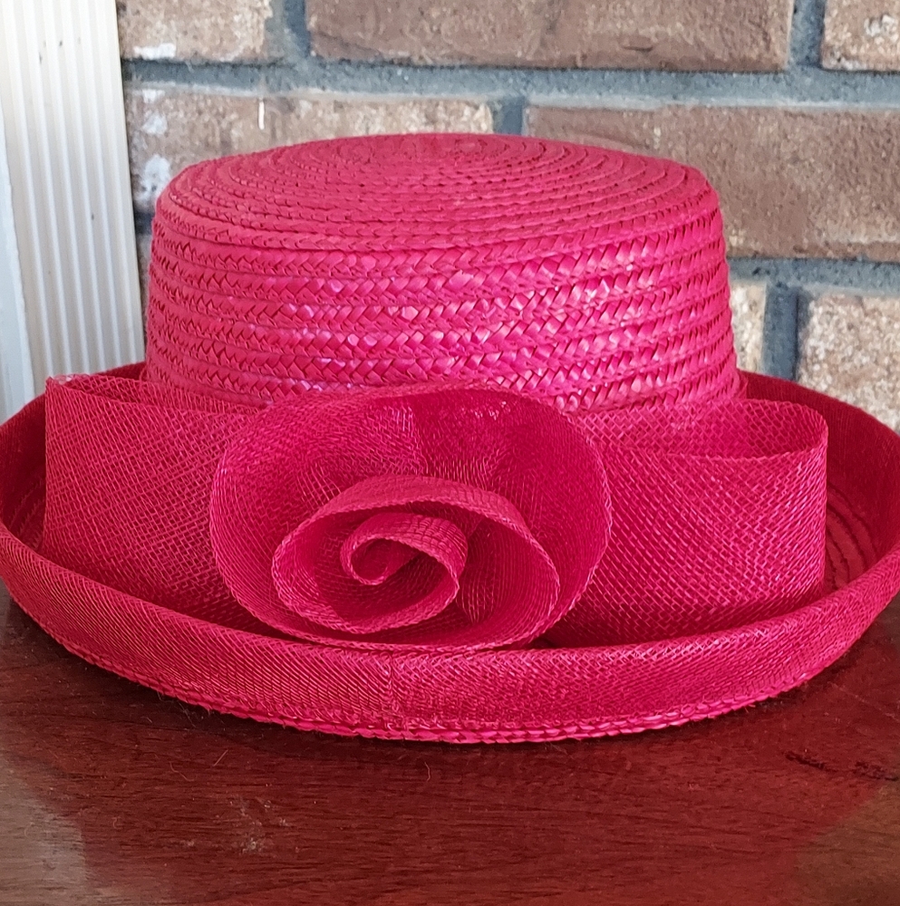 Jenny Buchanan Red Straw Hat Large Mesh Bow Colorful Chic Sunday Luncheon